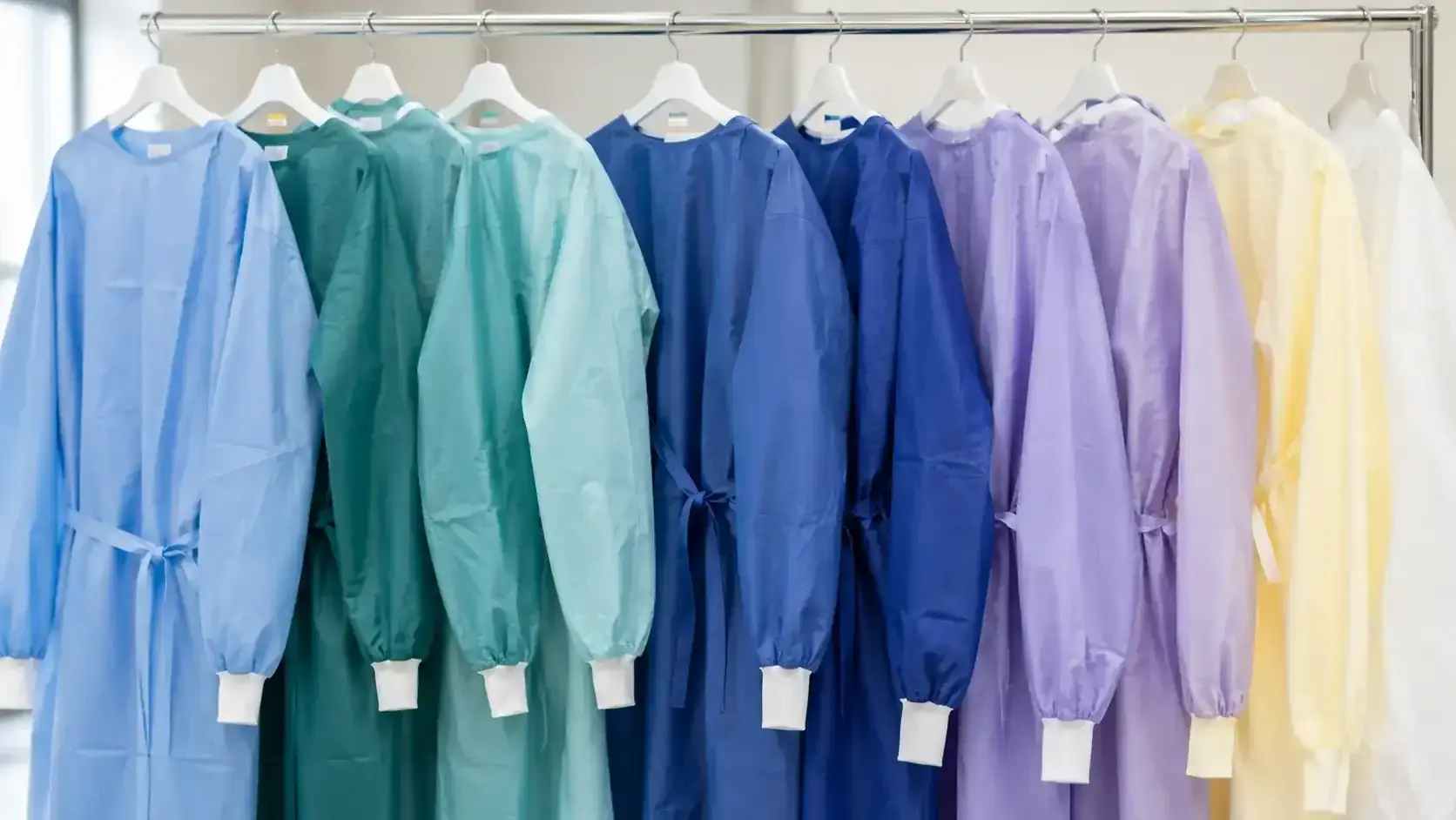 Pakistan doctor surgical gowns manufacturer — OEM supplier for healthcare buyers